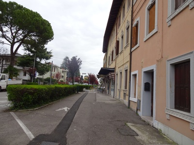 Foto 18 - Via Trieste, percorso con fondo non uniforme