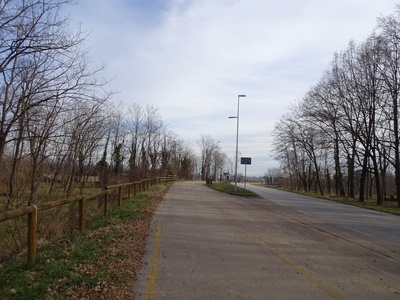 Photo 32 - Path on the bike path