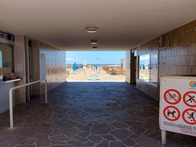Da ingresso a passerella