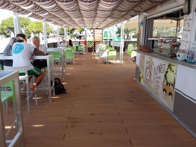 Da ingresso a bar
