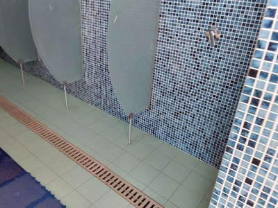 Hot shower 