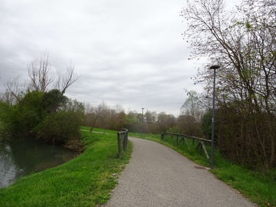 Photo 40 - The path continues in the greenery after two bends