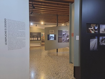 Esposizione a pannelli