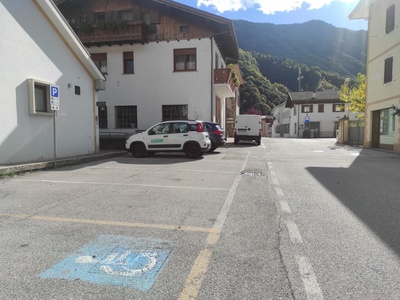 Stallo riservato, percorso verso il Centro visite