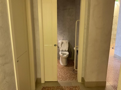Ingresso bagno 