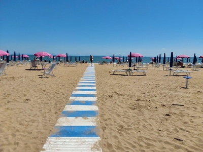 Da passerella ad ombrellone