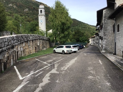 Foto 11 - Parcheggio lungo via della Fornace