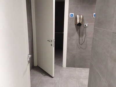 Ingresso al bagno accessibile