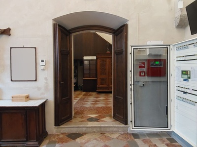 Porta ingresso