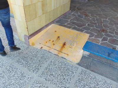 Rampa da ingresso a passerella