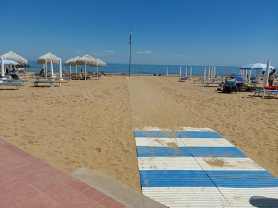 Da passerella a spiaggia