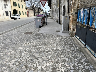 Photo 4 - Cobblestone pavement