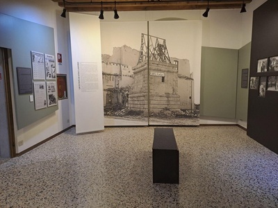 Terza sala con panca