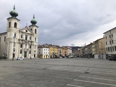 Foto 1 - Piazza della Vittoria (inizio percorso)