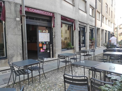 Vista del locale in via Muratti