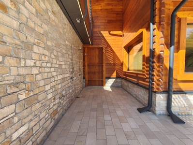 Spa, area docce esterne