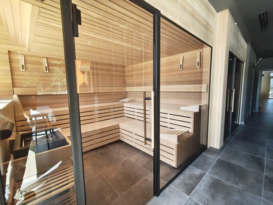 Spa, vista della sauna grande