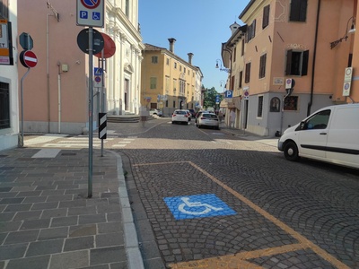 Parcheggio via Grazzano, lato nord-ovest