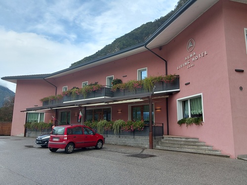 Alma Living Hotel