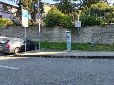 Photo 1 - Parking Piazzale Resistenza