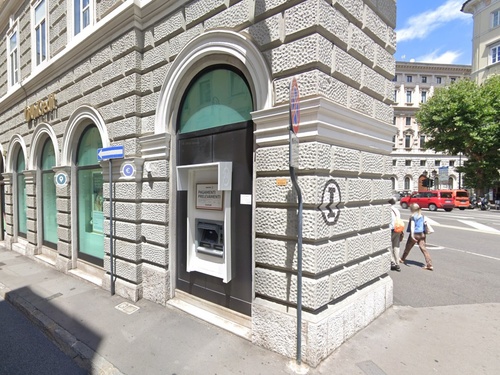 Bancomat Unicredit in via Valdirivo n. 42