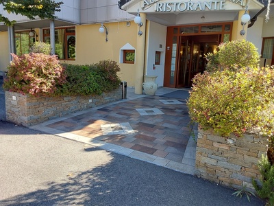 Rampa di collegamento all'ingresso