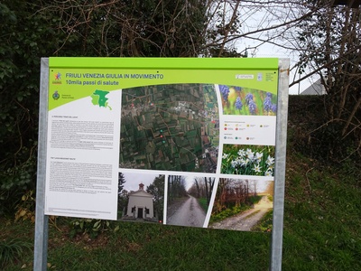 Photo 1 - Information panel