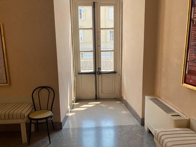 Porta per il terrazzo, vista dall'interno