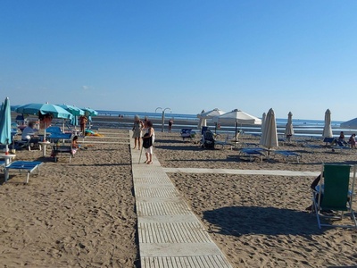 Da passerella a bagnasciuga