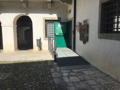 Rampa su ingresso