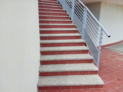Access stairs to the bar