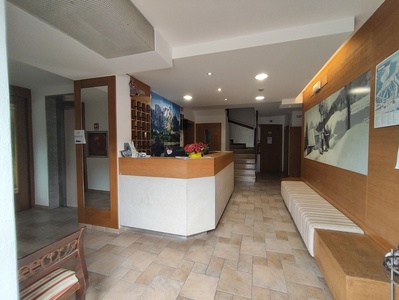 Reception, vista dall'ingresso