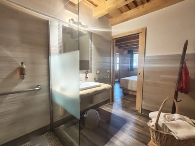 Bagno, verso l'ingresso