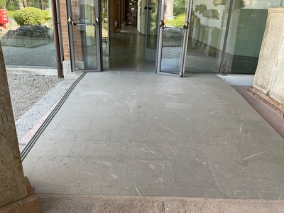 Rampa verso galleria lapidaria 