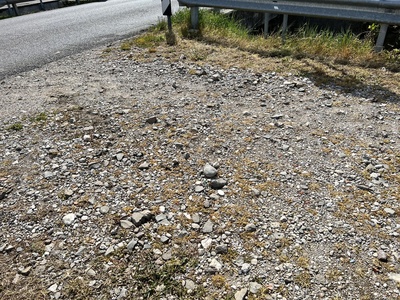 Photo 43 - Presence of large stones on the final stretch of the dirt path