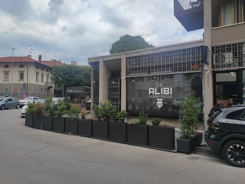 The Alibi - Independent Craft Pub