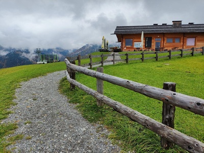 Percorso da parcheggio a ingresso