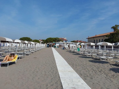 Da passerella a spiaggia