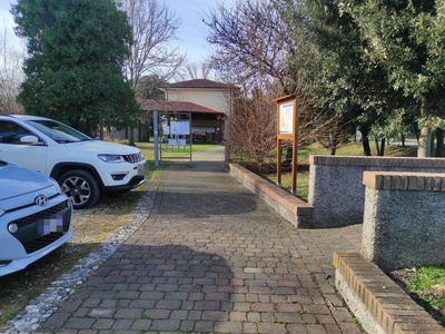 Parcheggio, percorso di collegamento