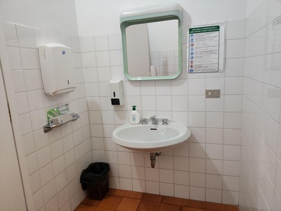 Dettaglio lavabo antibagno