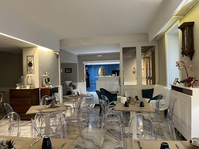 Sala attesa-colazione