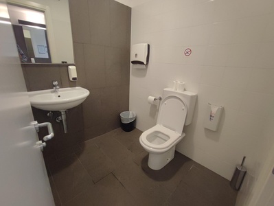 Interno wc accessibile