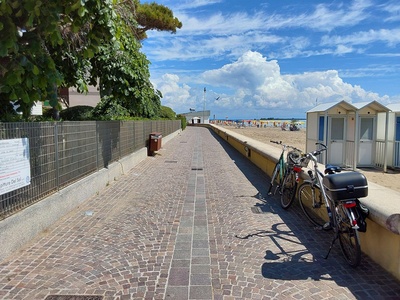 Da stabilimento 1 bis a blocco bagni 1 bis