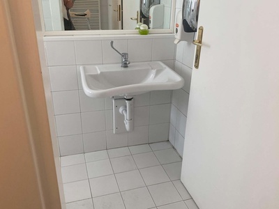 Bagno, particolare lavabo