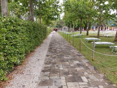 Percorso su blocchetti cls