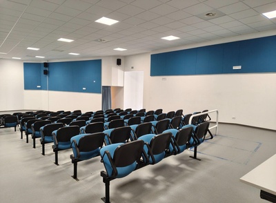 Sala convegni, lato destro