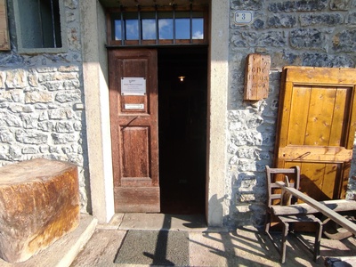 Ingresso, vista frontale