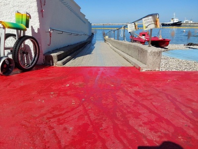 Rampa per accesso al mare