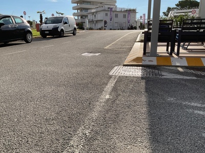 Percorso da stallo verso negozio nautica