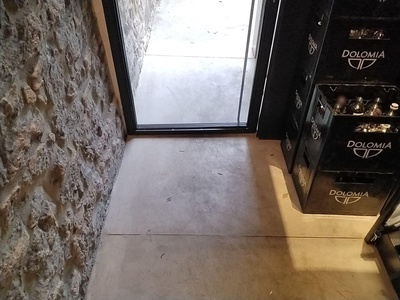 Rampetta in ingresso sul lato interno